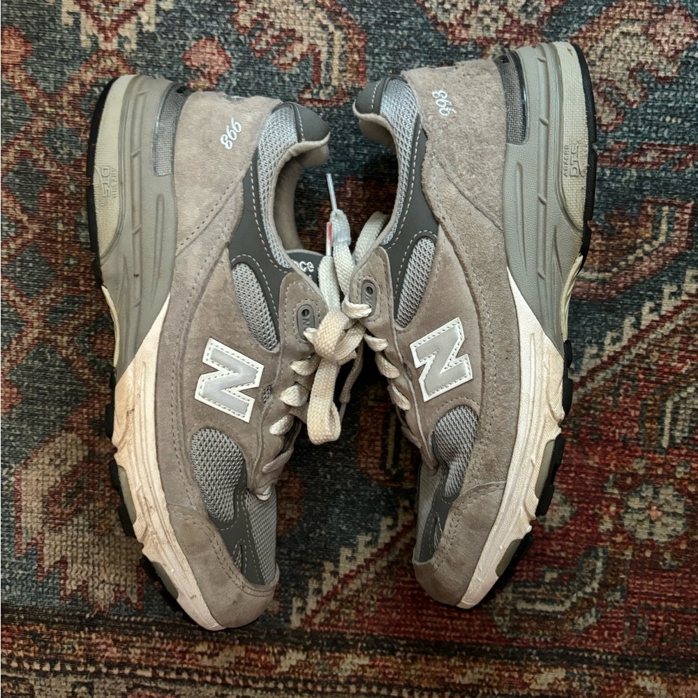 New Balance 993!